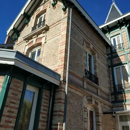 Calme Et Repos En Ville Chalons en Champagne Exterior photo